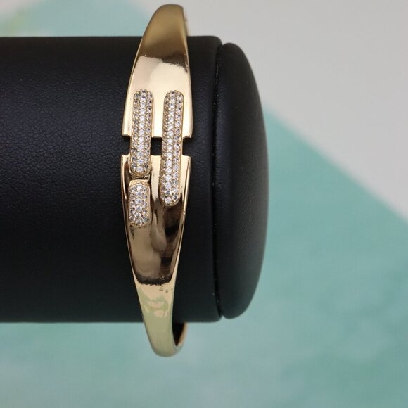 "Rose Gold Bangle with Triple Bar CZ Detailing, XPBL0449 - Picture 5 of 11